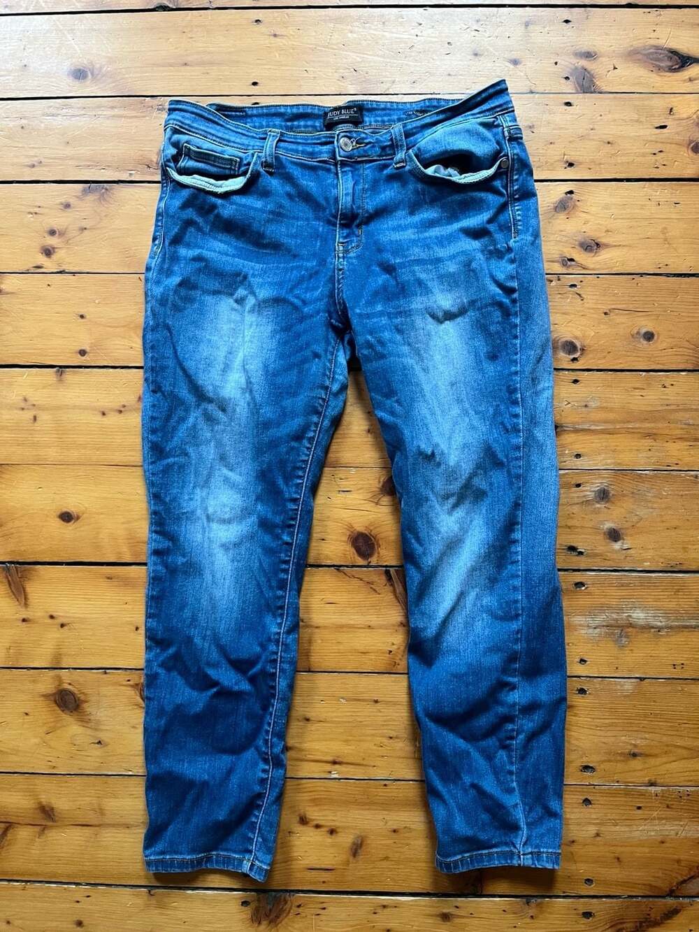 Judy Blue Skinny Jeans Size 15/32 Blue Denim Distressed Wash read